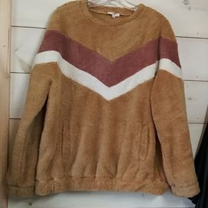 Chevron fuzzy pullover